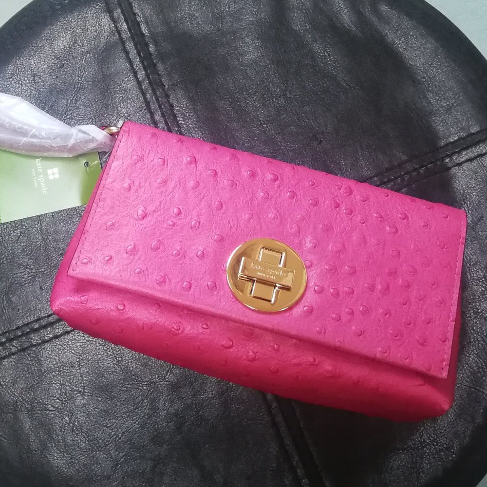 NEW KATE SPADE PINK OSTRICH EMBOSSED CLUTCH